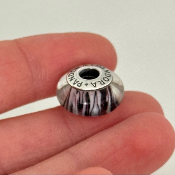 Pandora Dark Purple & White Zebra Stripes Rare Retired Murano Glass Charm - Picture 4 of 5